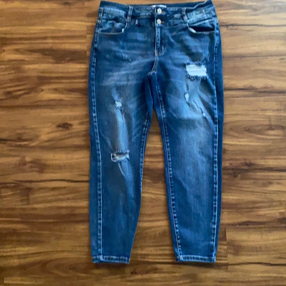 KanCan Distressed Skinny Jeans